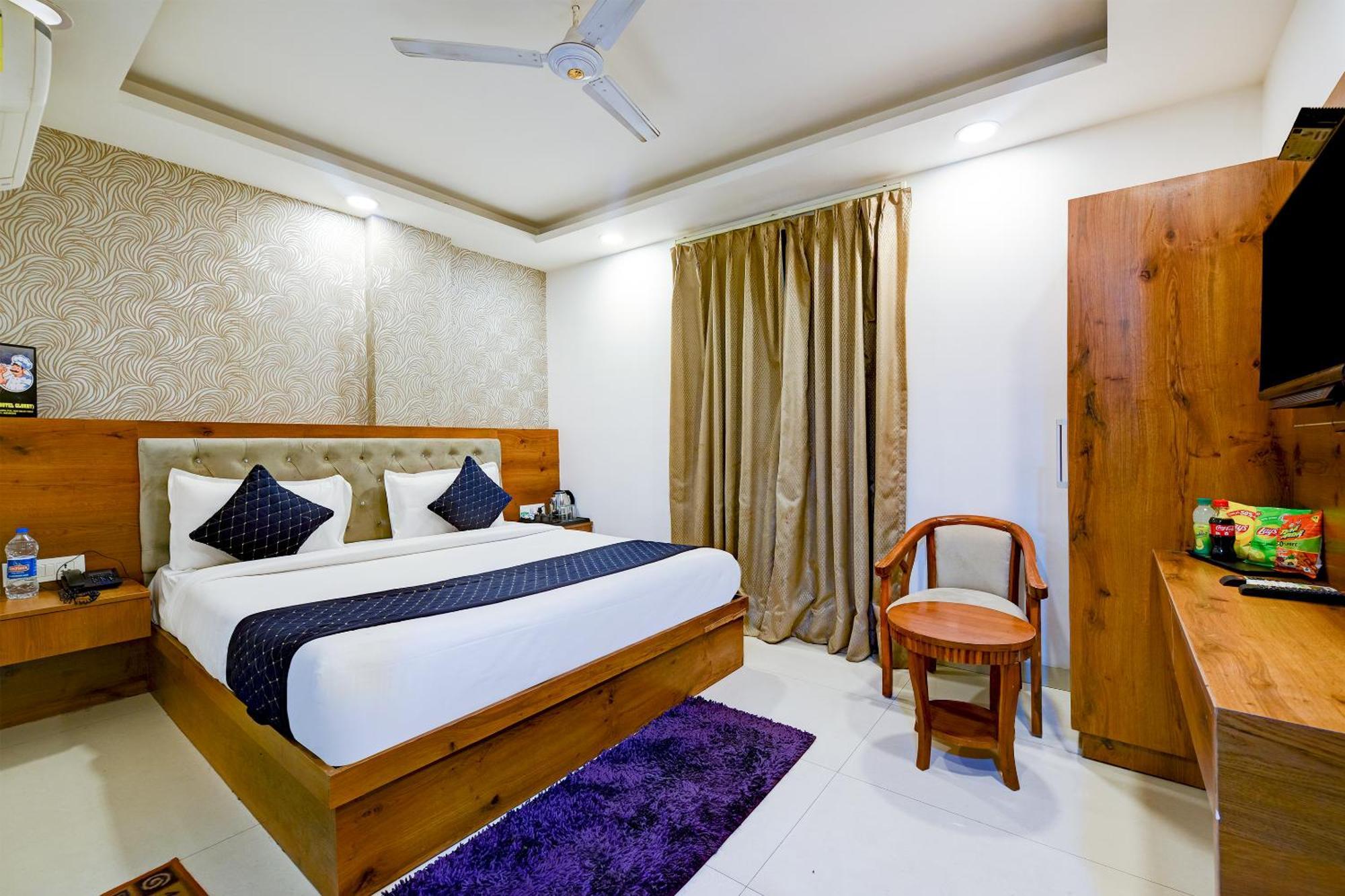 Hotel Grand Qubic Near Delhi Airport New Delhi Bagian luar foto